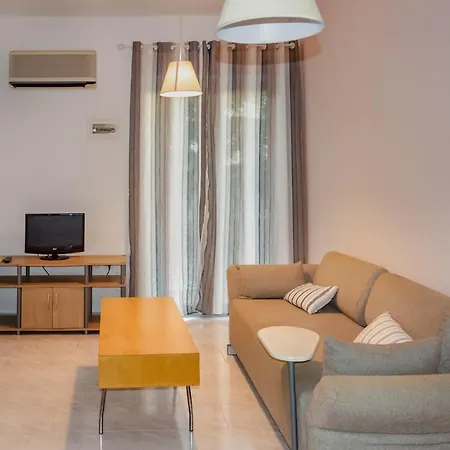 Apartment Amaradios *